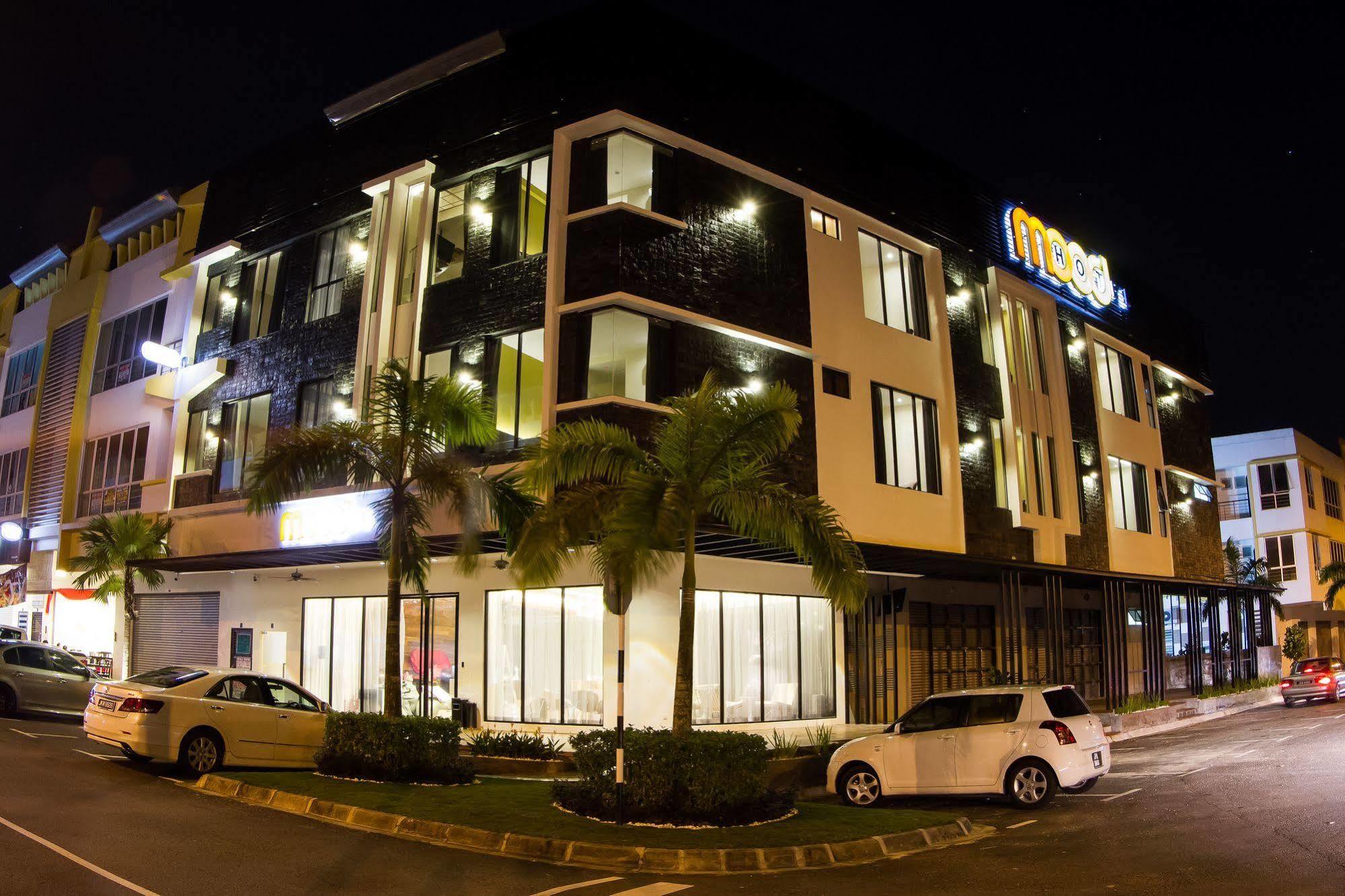 Mood Hotel Johor Bahru Ngoại thất bức ảnh