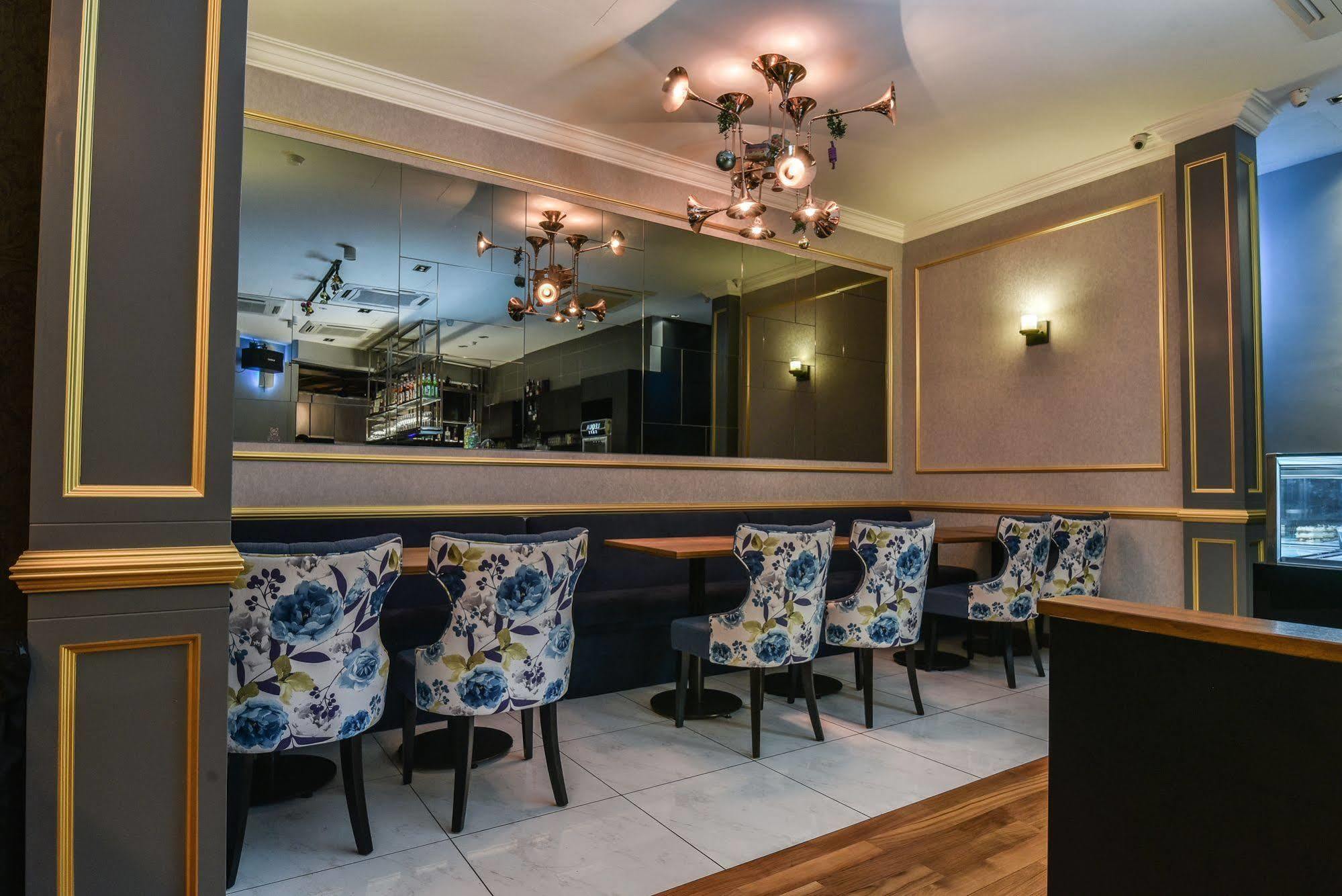 Mood Hotel Johor Bahru Ngoại thất bức ảnh