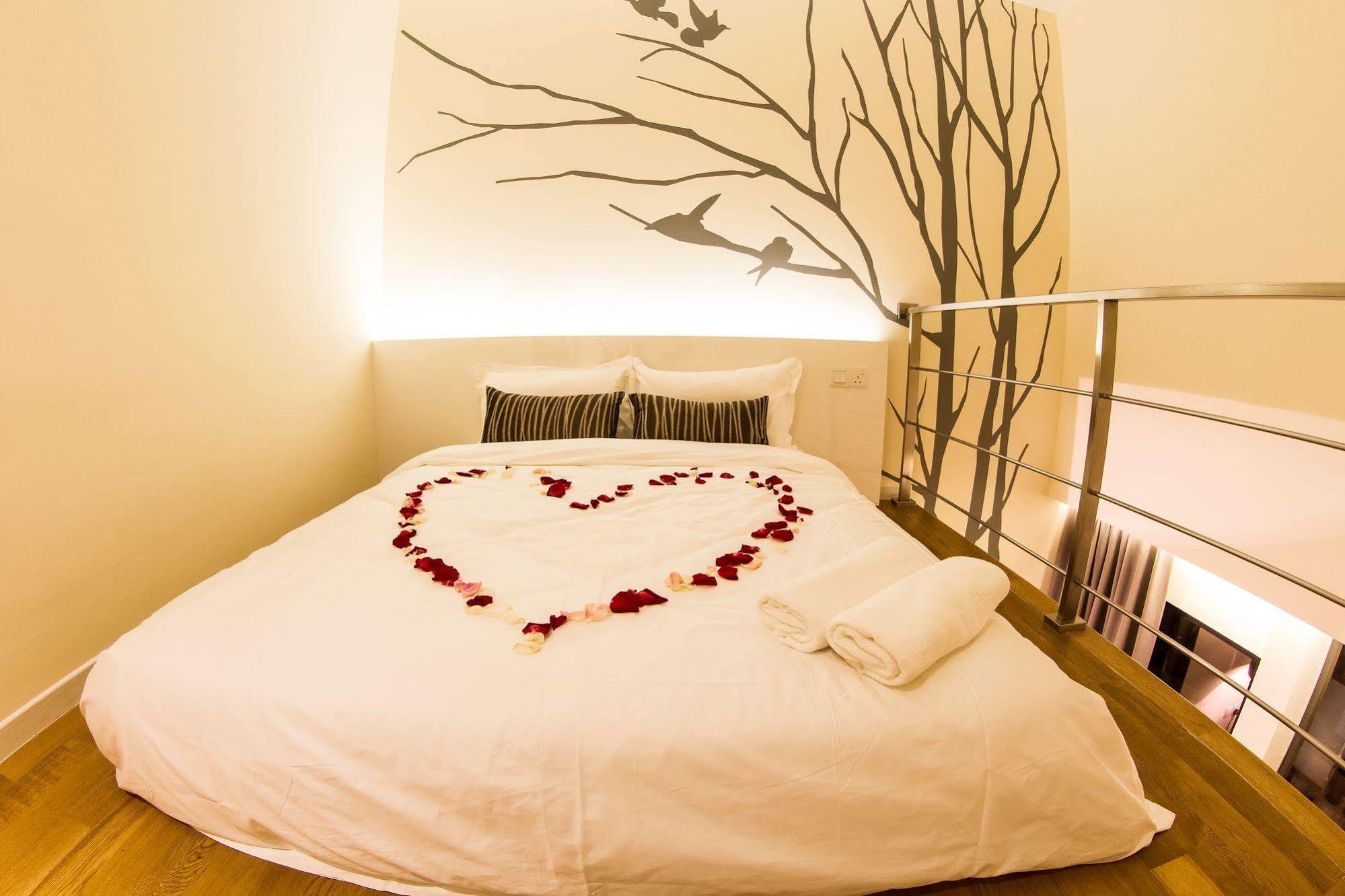Mood Hotel Johor Bahru Ngoại thất bức ảnh