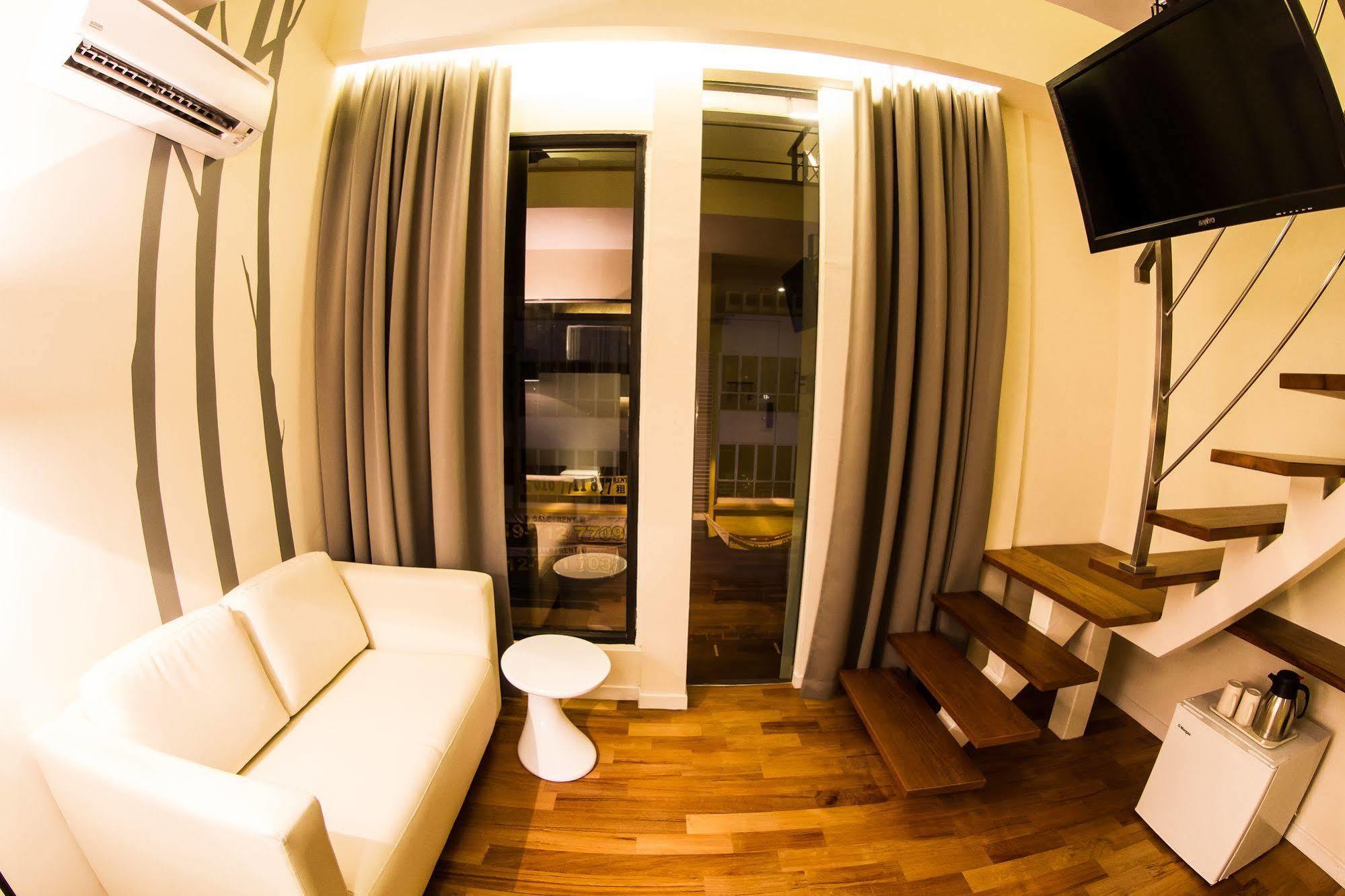 Mood Hotel Johor Bahru Ngoại thất bức ảnh